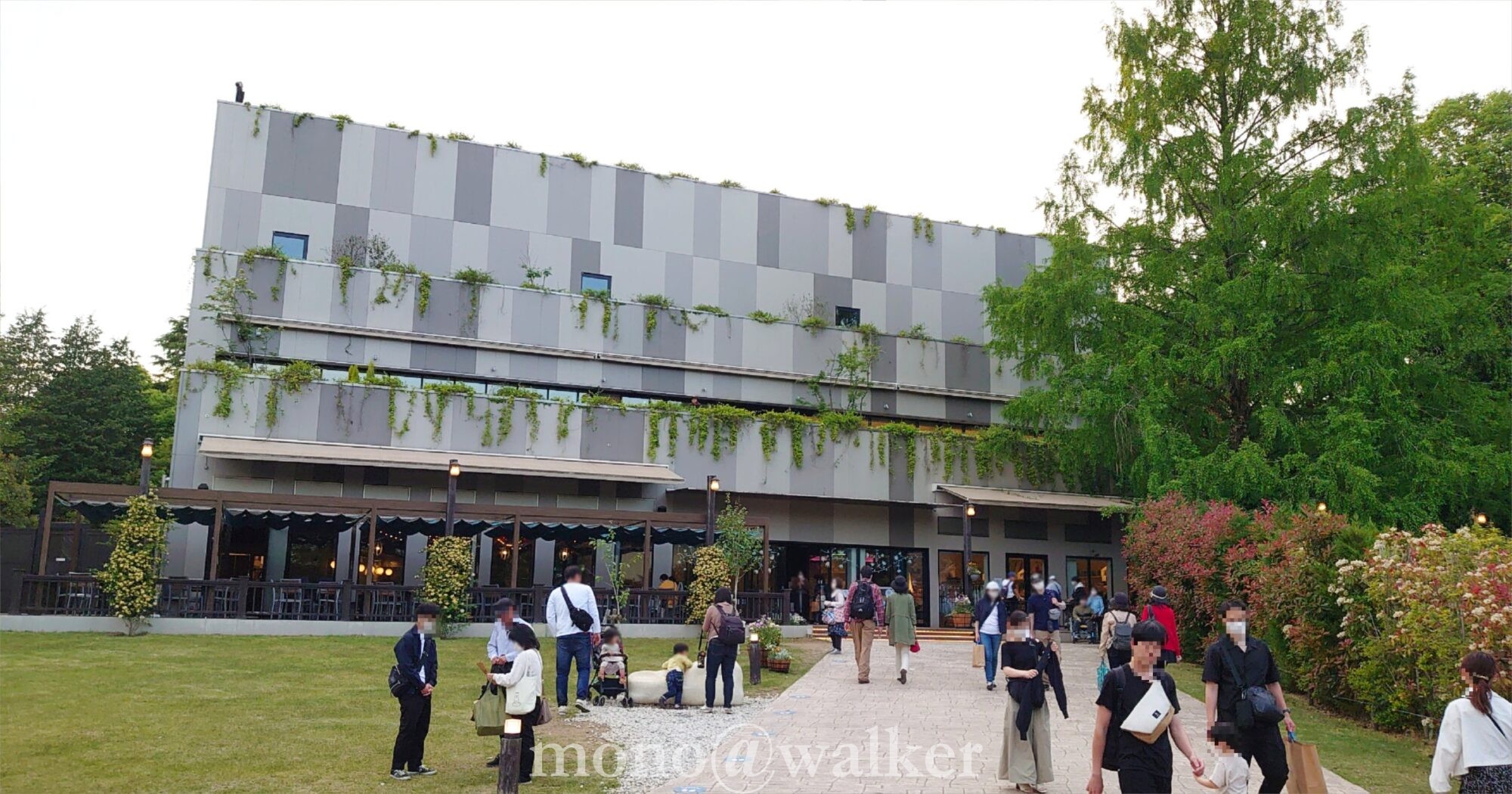 ムーミンバレーパーク・メッツァビレッジ テーマパーク 埼玉県飯能市 ムーミンパークゾーン 会場風景 コケムス