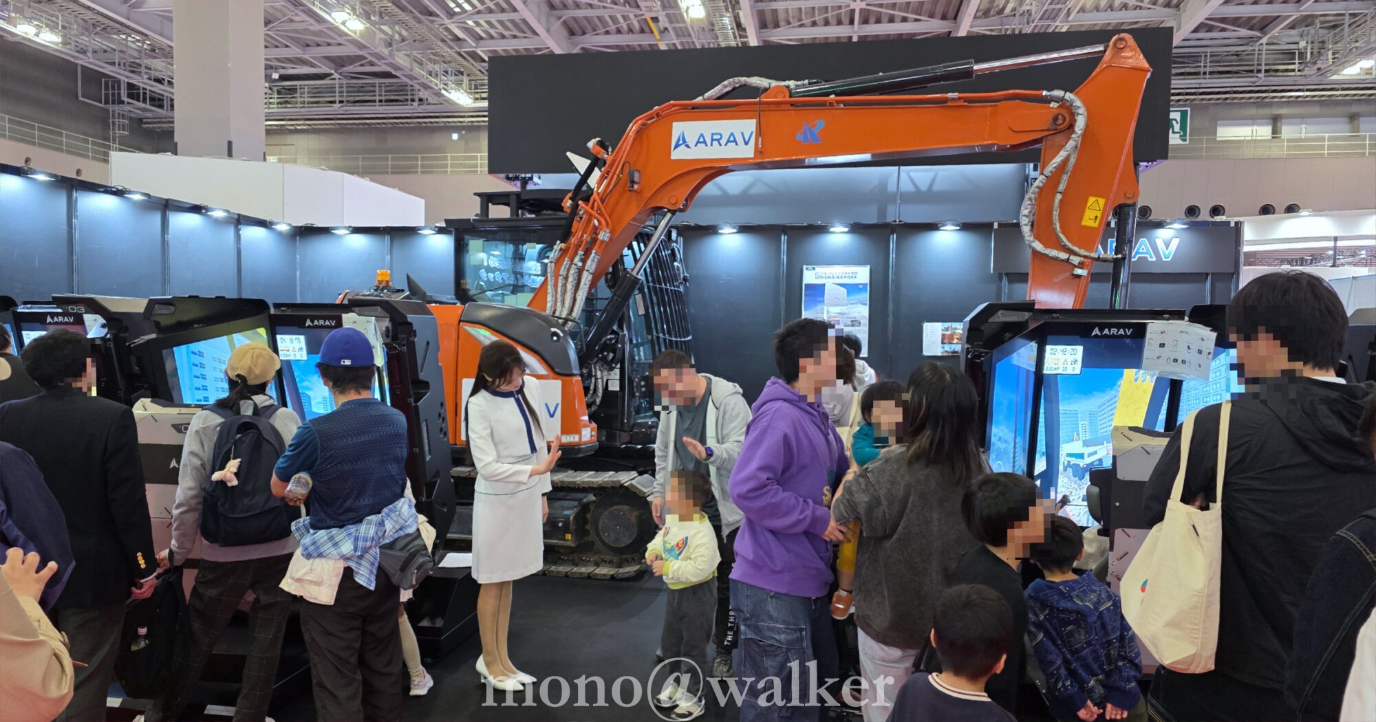 ジャパンモビリティショー2025 JMS2025 東京ビッグサイト 日本自動車工業会 電気自動車 コンセプトカー ARAV 重機遠隔操作 重機でGO トライアロー株式会社 遠隔操作訓練シミュレータ