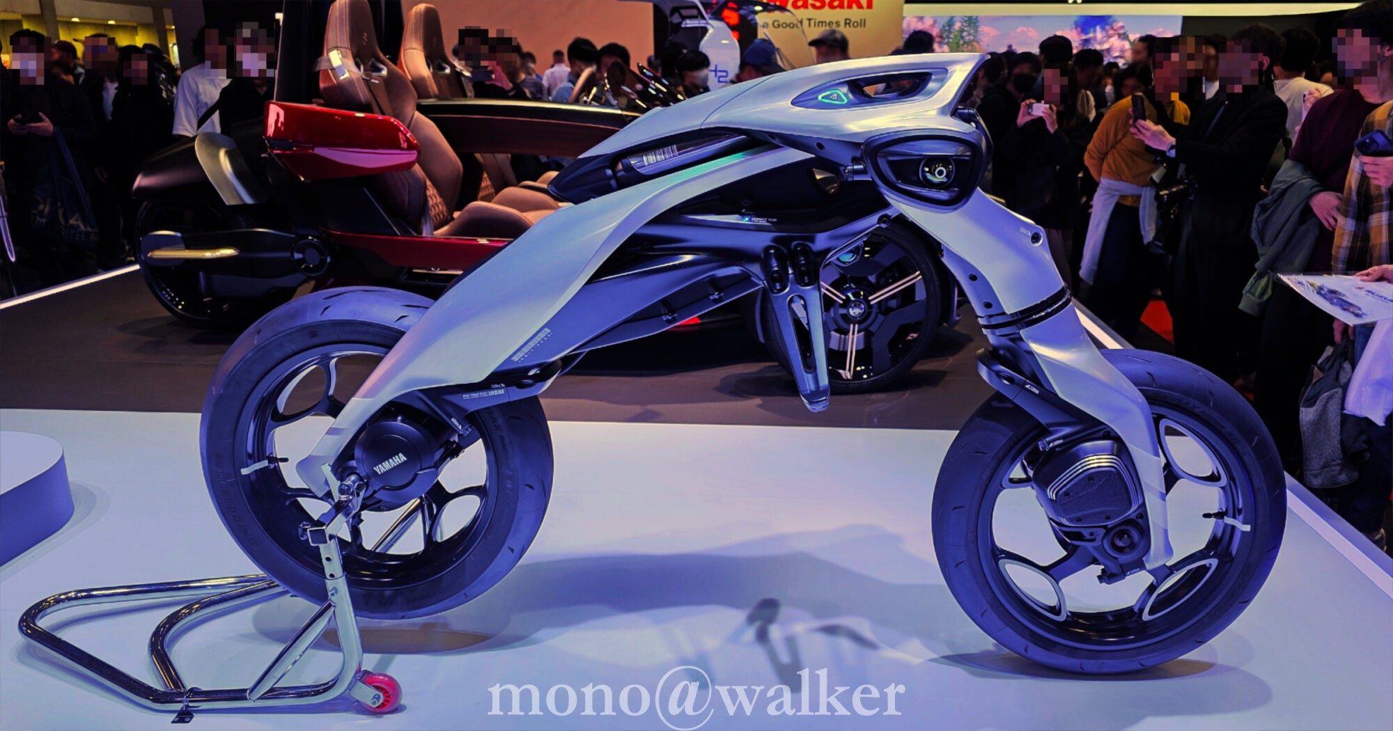 ジャパンモビリティショー2025 JMS2025 東京ビッグサイト 日本自動車工業会 電気自動車 コンセプトカー ヤマハ発動機 70周年 MOTOROiDΛ モトロイド ラムダ