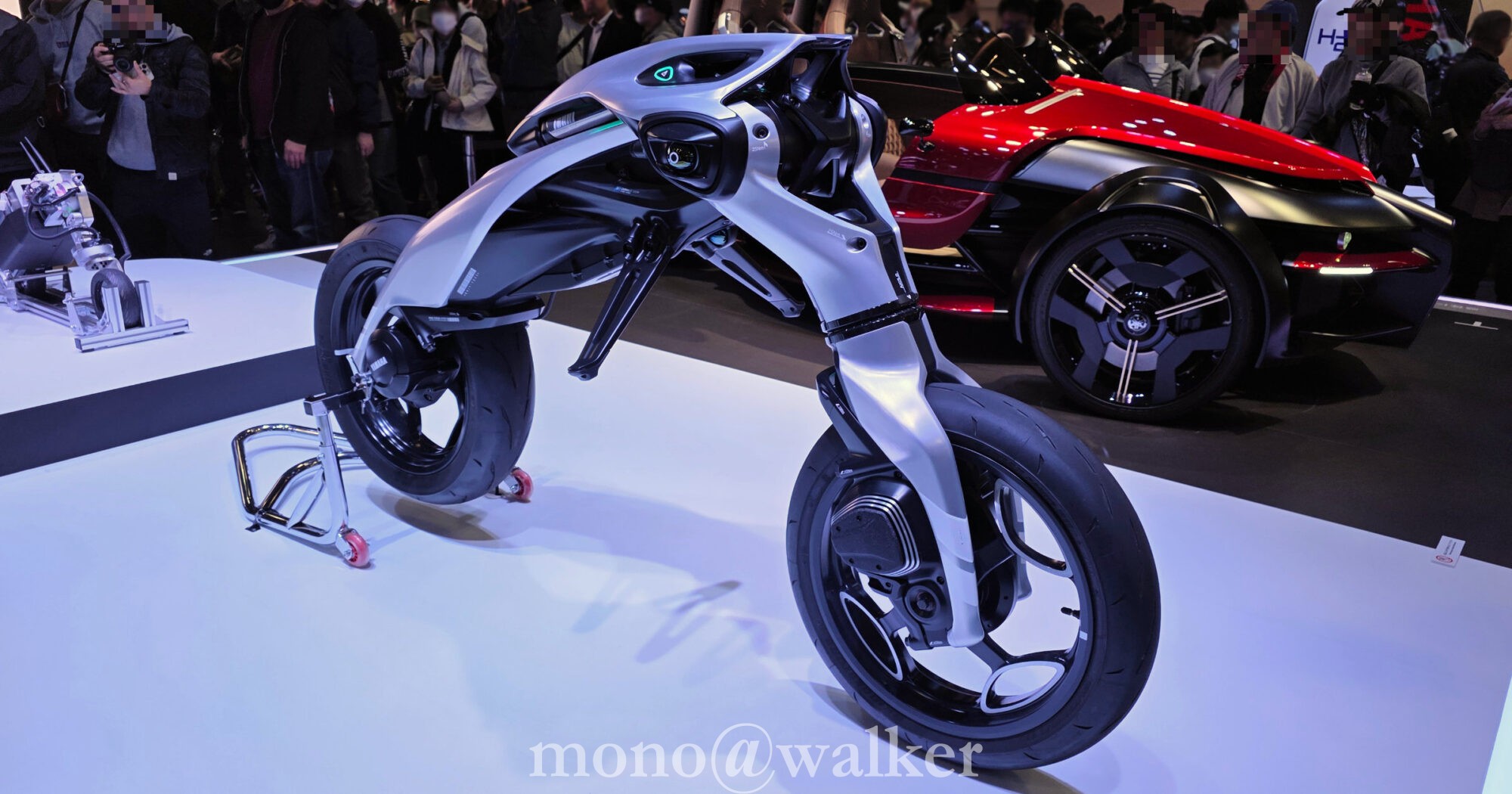 ジャパンモビリティショー2025 JMS2025 東京ビッグサイト 日本自動車工業会 電気自動車 コンセプトカー ヤマハ発動機 70周年 MOTOROiDΛ モトロイド ラムダ